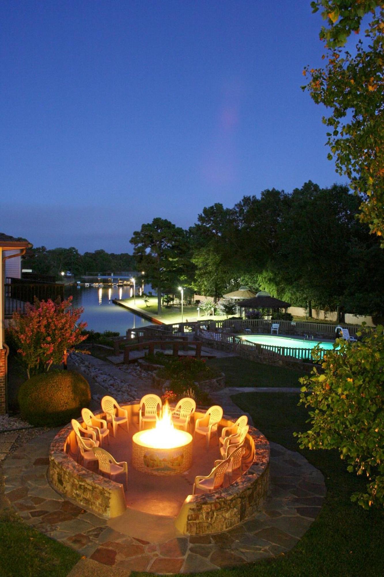 Emerald Isle Resort Hot Springs Εξωτερικό φωτογραφία